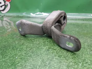 8E0253144 Крепление глушителя Audi A4 B7 Арт 2-28006, вид 1
