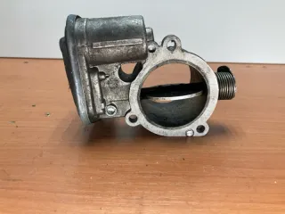 13547804373 Заслонка дроссельная BMW 5 E60/E61 2.0л Арт 2-29930, вид 8