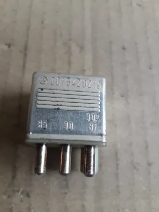 A0015420219 Реле Mercedes S W140 Арт 2-41970, вид 2