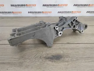 Кронштейн генератора Audi TT 2 2008г. 06F903143E - Фото 3