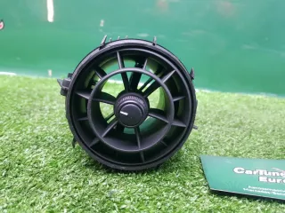 8X2820951 Дефлектор обдува салона Audi A1 Арт 2-46251, вид 2
