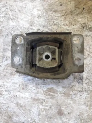 6g917m121ac Подушка кпп Ford Mondeo 4 Арт 2-48940, вид 1
