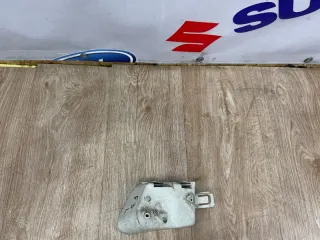 bm5117a882a Кронштейн крепления бампера Ford Focus 3 Арт 2-51240, вид 2