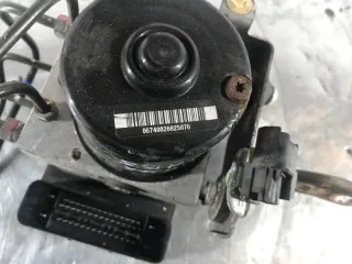 4670A235 Блок управления ABS Peugeot 4007 Арт 2-55569, вид 7