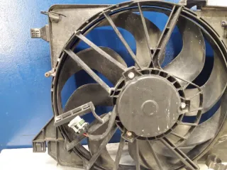8V618C607EB Диффузор вентилятора Ford Focus 3 Арт 2-56407, вид 2