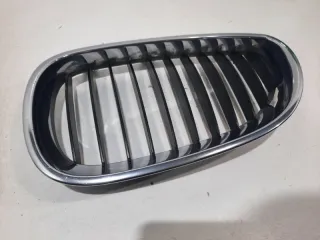 51137065701 Заглушка (решетка) в бампер BMW 5 E60/E61 Арт 2-58556, вид 2