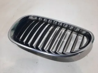51137065701 Заглушка (решетка) в бампер BMW 5 E60/E61 Арт 2-58556, вид 3