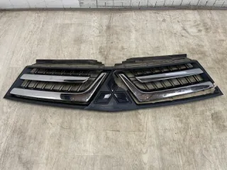 7450A868 Решетка радиатора Mitsubishi Pajero 4 restailing Арт 2-66136, вид 8