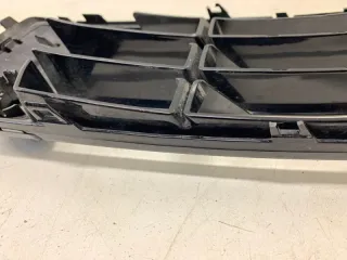 51117453979 Заглушка (решетка) в бампер BMW X1 F48 Арт 2-68616, вид 6
