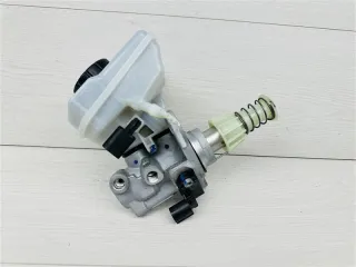 4M0 611 021 G Цилиндр тормозной главный Audi Q7 4M Арт 2-70406