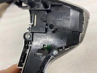 Кнопки на руль Mitsubishi Pajero 4 restailing 2 2015г. 8616A112 - Фото 6