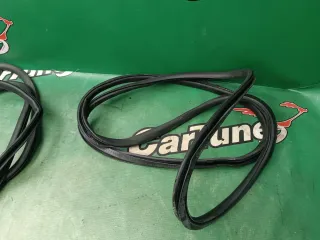 8E0831721F Уплотнитель Audi A4 B6 Арт 2-74991, вид 2