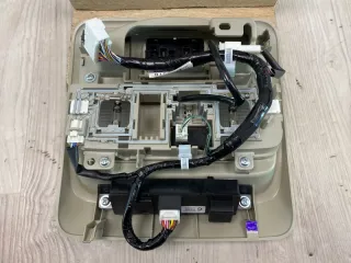 8401A370YA Фонарь подсветки салона Mitsubishi Outlander 3 restailing 2 Арт 2-77936, вид 5