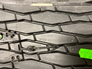 57A807368A Заглушка (решетка) в бампер Skoda Karoq Арт 2-84789, вид 5