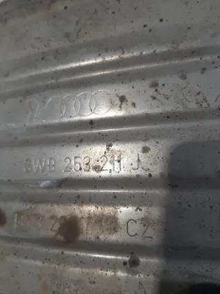 8W0253211J Глушитель Audi A4 B9 Арт 2-85521, вид 3