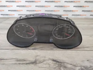 8R0920930B Щиток приборов (приборная панель) Audi Q5 1 Арт 2-103362, вид 4