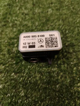 A0009058100 Датчик ускорения Mercedes GLS X166 Арт 2-103826, вид 5