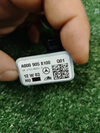 A0009058100 Датчик ускорения Mercedes GLS X166 Арт 2-103826, вид 9