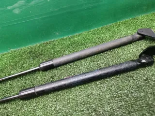 51247060622 Амортизаторы багажника BMW 1 E81/E82/E87/E88 Арт 2-117083, вид 3