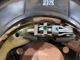 44020JK06A Пыльник тормозного диска Infiniti EX Арт 2-118751, вид 4