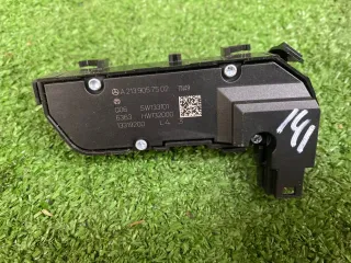 A2139057502 Кнопка подогрева сидений Mercedes C W205 Арт 2-120489, вид 2