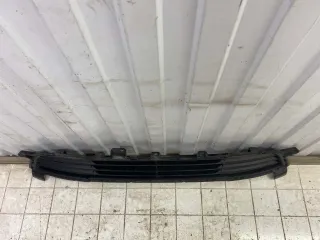4B45X6402A233 Заглушка (решетка) в бампер Mitsubishi Outlander 3 Арт 2-129693, вид 4