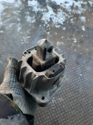 22116777371 Опора двс BMW 5 F10/F11/GT F07 Арт 2-150440, вид 3