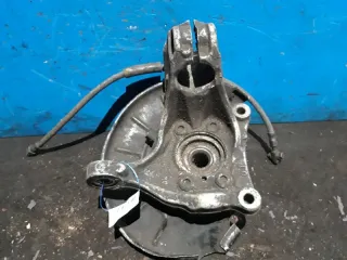 3C0407253F Поворотный кулак Volkswagen Passat B6 Арт 2-154669, вид 1