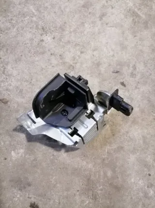 51477268029 Кронштейн BMW 3 F30/F31/GT F34 Арт 2-155708, вид 1