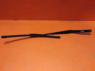 8L84-17C495-AC Щеткодержатель (поводок стеклоочистителя, дворник) Ford Escape 2 Арт 2-162151, вид 2
