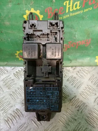 MB953355 Блок предохранителей Mitsubishi Carisma Арт 2-175322, вид 1
