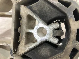 1751001 Подушка кпп Ford Focus 3 Арт 2-187355, вид 5