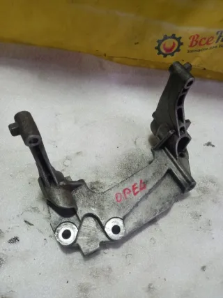 444 Кронштейн КПП Opel Astra H Арт 2-202255, вид 1