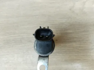 3370105010 Клапан регулировки фаз газораспределения Toyota Auris 1 Арт 2-223345, вид 6