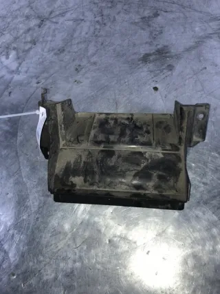 6400F048 Кронштейн решетки радиатора Mitsubishi Outlander 3 restailing 2 Арт 2-229152, вид 2
