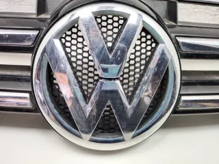 7P6853651 Решетка радиатора Volkswagen Touareg 2 Арт 2-230749, вид 2