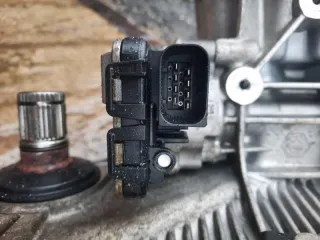 95834101205 Раздаточная коробка Porsche Cayenne 958 Арт 2-233910, вид 9