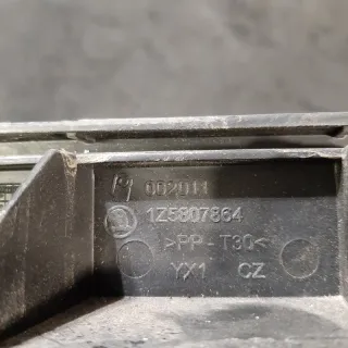 1Z5807864 Кронштейн крепления бампера Skoda Octavia A4 Арт 2-236801, вид 3
