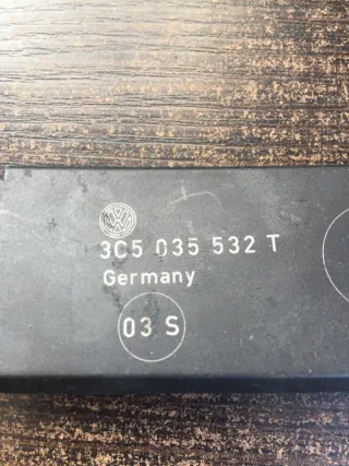 3C5035532T Усилитель разнесенной антенны Volkswagen Passat B6 Арт 2-241451, вид 3