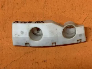 62221 1LA0A Кронштейн крепления бампера Infiniti QX56 2 Арт 2-245801