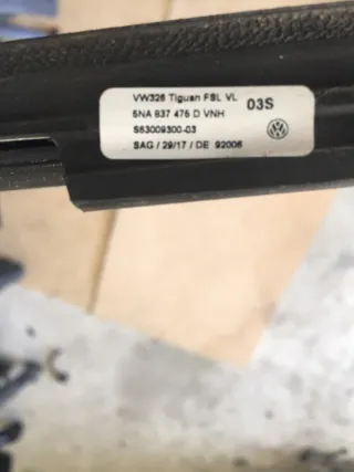 5NA837475DVNH Уплотнитель Volkswagen Tiguan 2 Арт 2-248705, вид 3