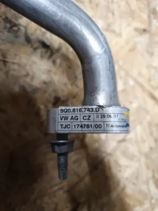 5Q0816743D Трубка кондиционера Volkswagen Golf 5 Арт 2-249527, вид 3