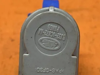 BJ32-9C872-AA Датчик включения стоп-сигнала Land Rover Evoque 1 Арт 2-274500, вид 5