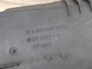A6460902001 Корпус воздушного фильтра Mercedes C W204 Арт 2-275739, вид 6