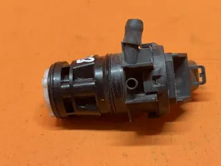 85330-60180 Насос бачка омывателя Lexus RX 2 Арт 2-284382, вид 2