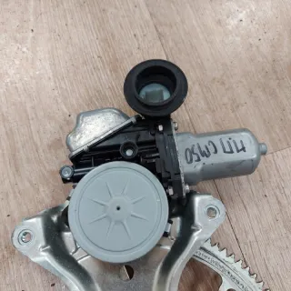 8571047060 Моторчик стеклоподъемника Toyota Camry XV50 Арт 2-290310, вид 2