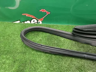 A1176920976 Уплотнитель Mercedes CLA c117 Арт 2-315738, вид 2