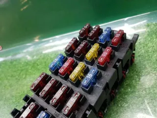 A1405451101 Блок предохранителей Mercedes S W140 Арт 2-318416, вид 3