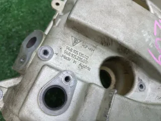 94810513502 Крышка клапанная Porsche Cayenne 957 Арт 2-327394, вид 8
