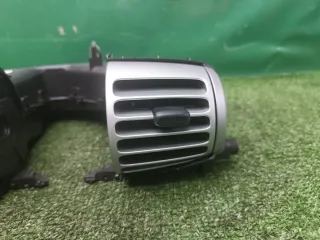 A4518300354 Дефлектор салона центральный Smart Fortwo 2 Арт 2-330876, вид 2